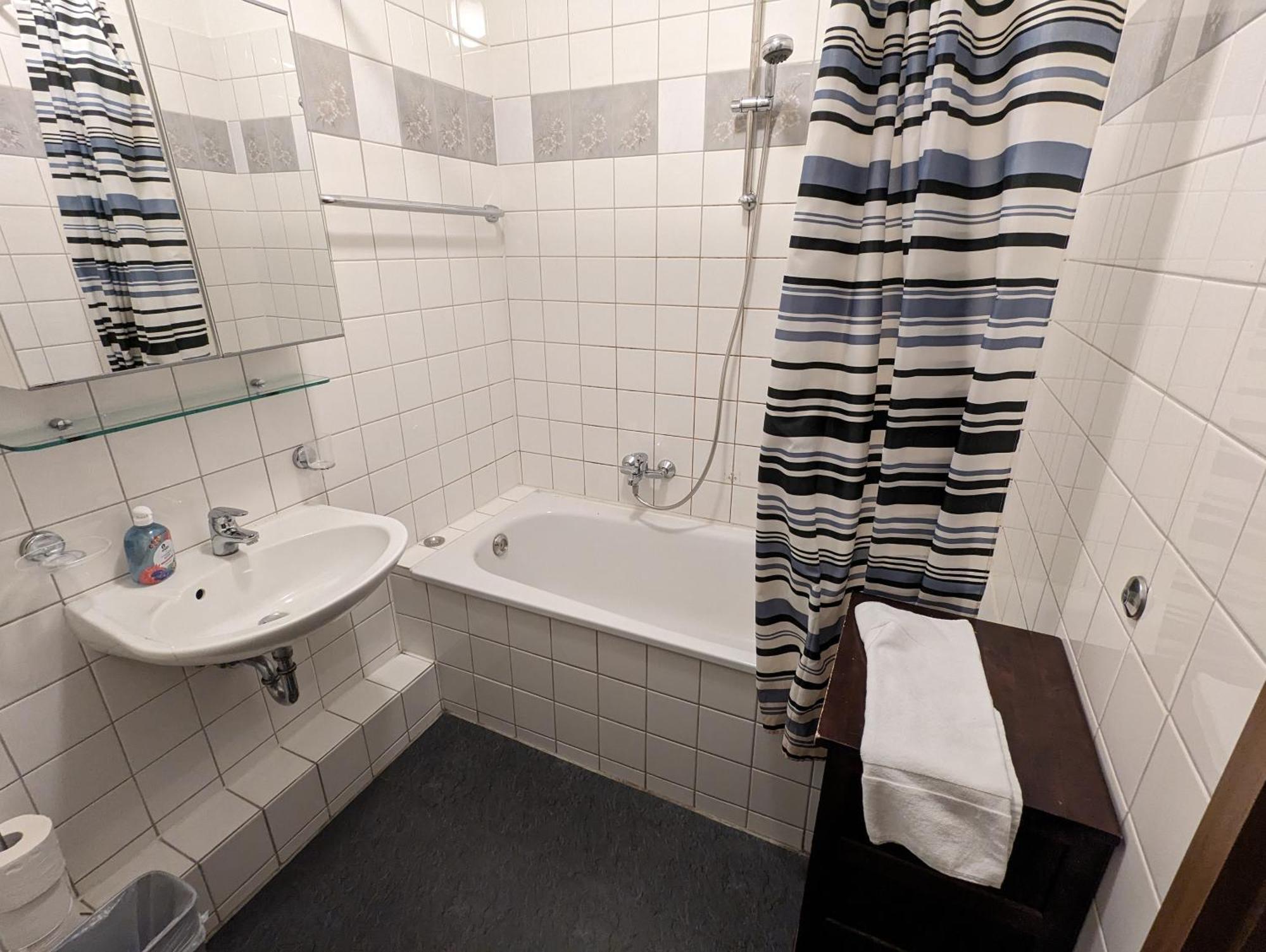 Apartment Im Luisenviertel - Gruen وبرتال المظهر الخارجي الصورة